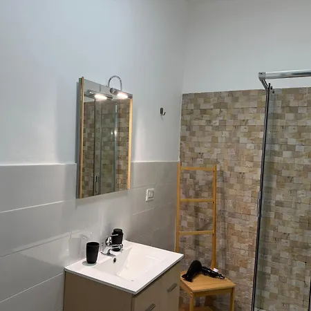 1402 Rooms-2